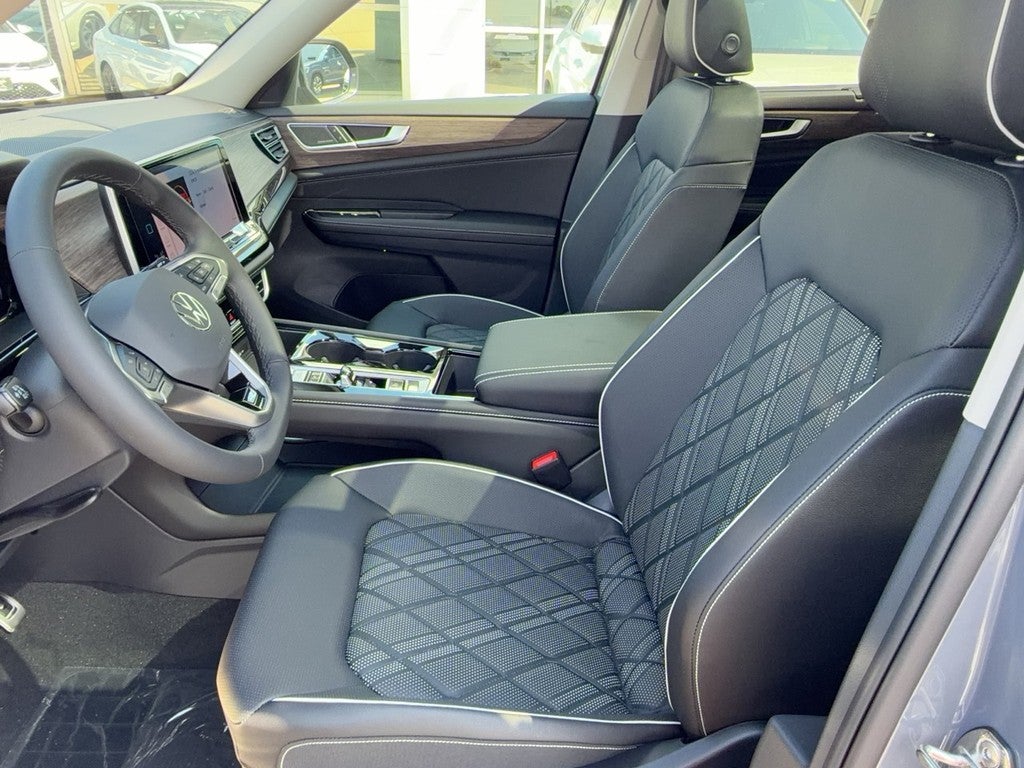 2026 Volkswagen Atlas 2.0T SEL Premium R-Line 4MOTION