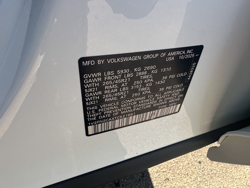 2026 Volkswagen Atlas 2.0T SEL Premium R-Line 4MOTION