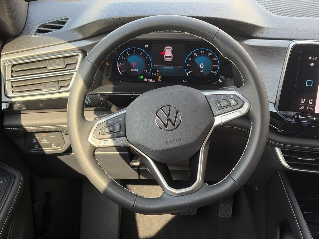 2026 Volkswagen Atlas Cross Sport 2.0T SE w/Technology 4MOTION