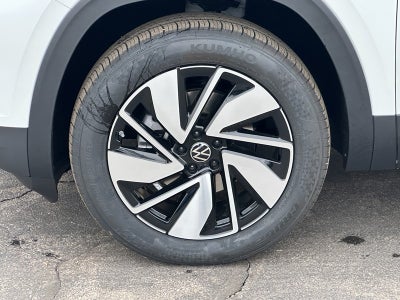 2026 Volkswagen Atlas 2.0T SE w/Technology 4MOTION