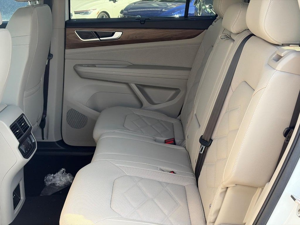 2026 Volkswagen Atlas 2.0T SE w/Technology 4MOTION
