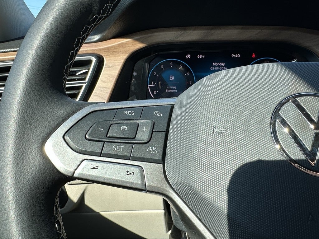 2026 Volkswagen Atlas 2.0T SE w/Technology 4MOTION