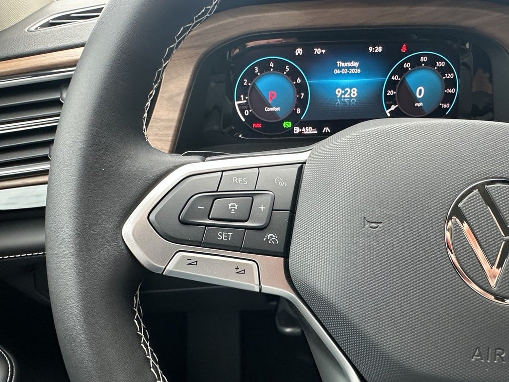 2026 Volkswagen Atlas 2.0T SE w/Technology 4MOTION