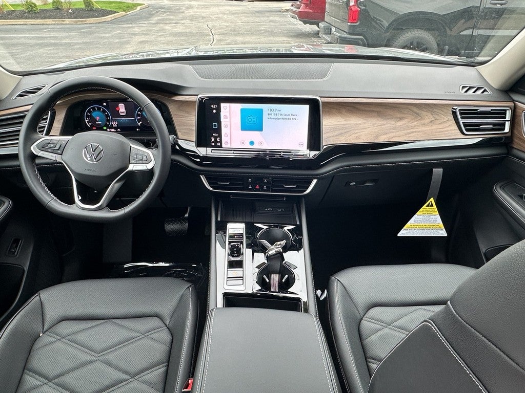 2026 Volkswagen Atlas 2.0T SE w/Technology 4MOTION