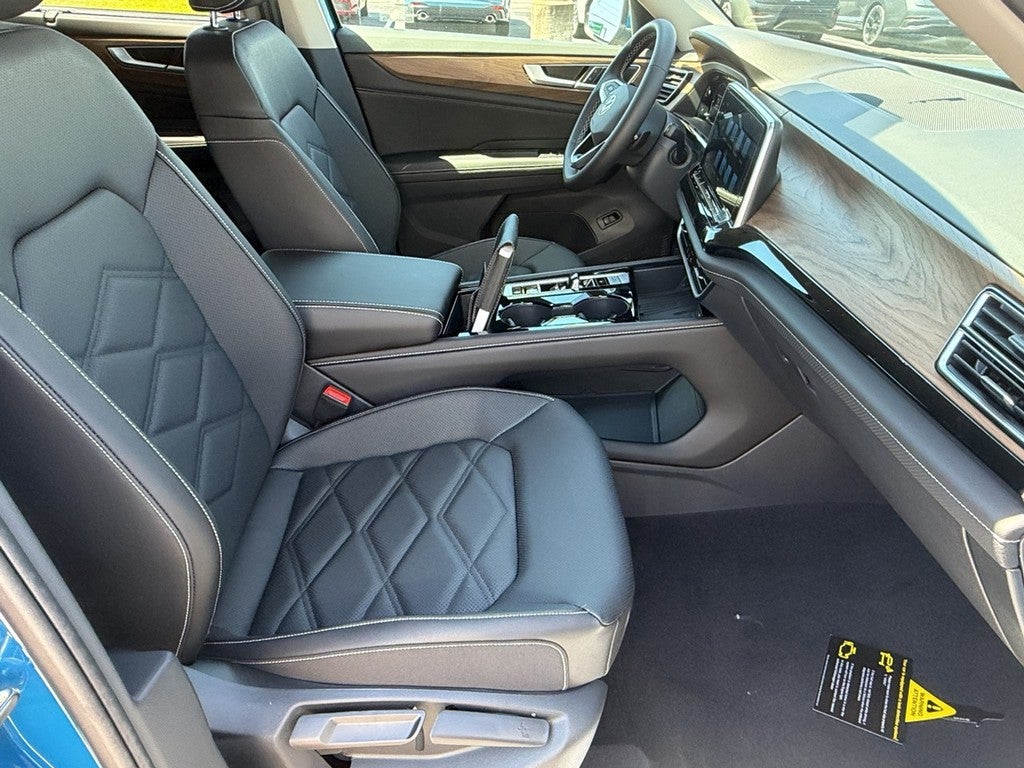 2026 Volkswagen Atlas 2.0T SE w/Technology 4MOTION