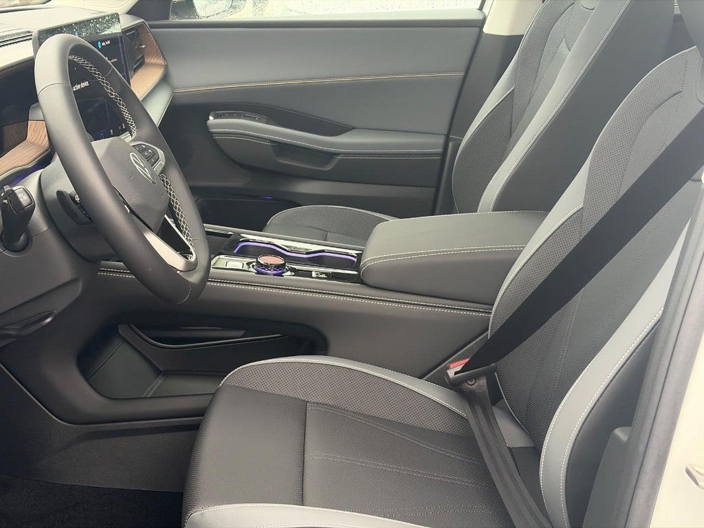 2027 Volkswagen Atlas SE w/Technology 4MOTION