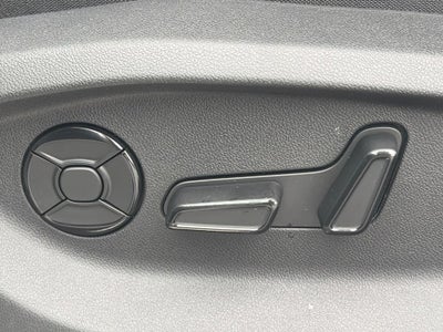 2027 Volkswagen Atlas SE w/Technology 4MOTION