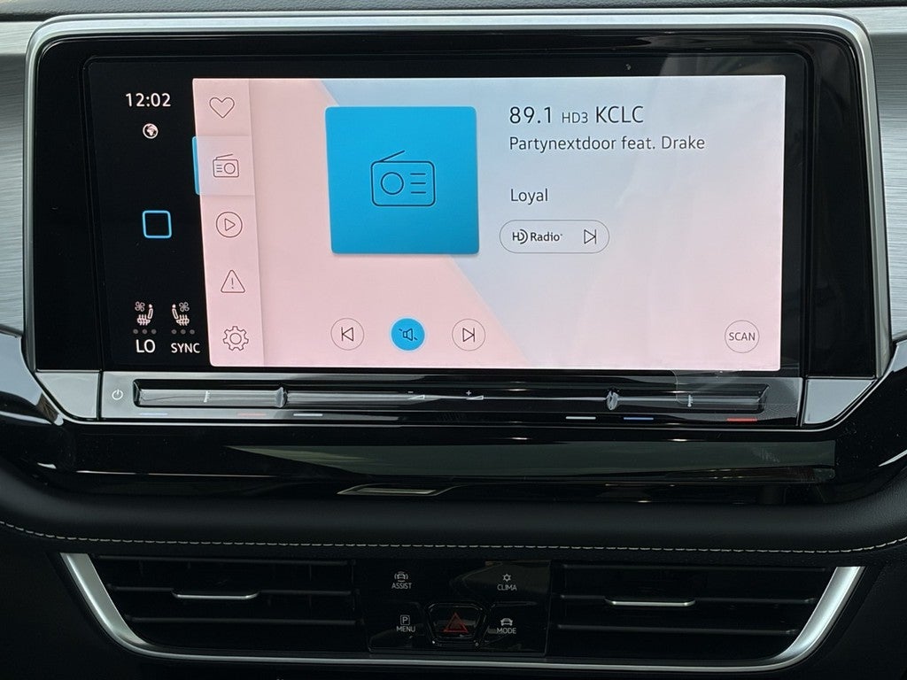 2026 Volkswagen Atlas Cross Sport 2.0T SE w/Technology FWD