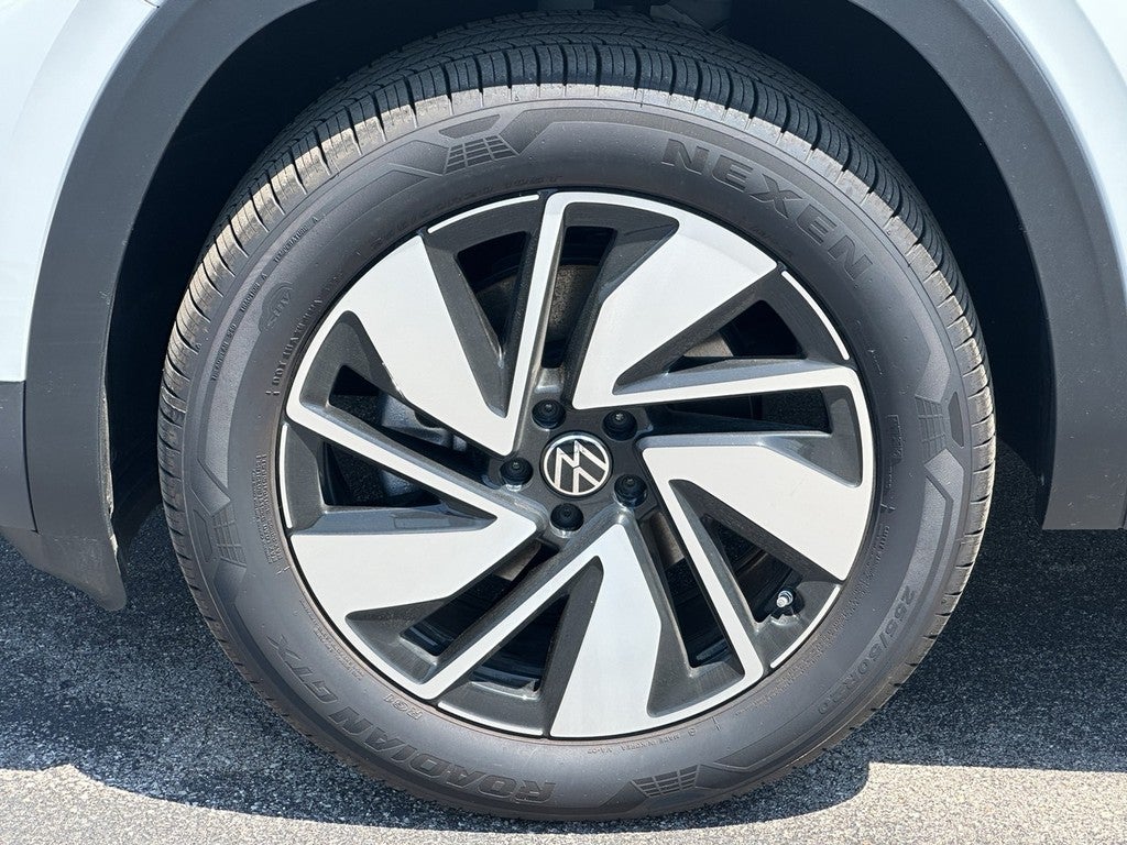 2026 Volkswagen Atlas 2.0T SE w/Technology FWD