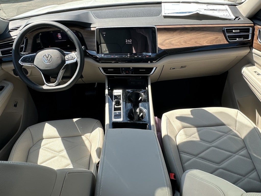 2026 Volkswagen Atlas 2.0T SE w/Technology FWD