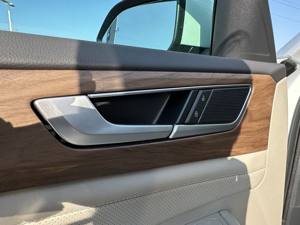 2026 Volkswagen Atlas 2.0T SE w/Technology FWD