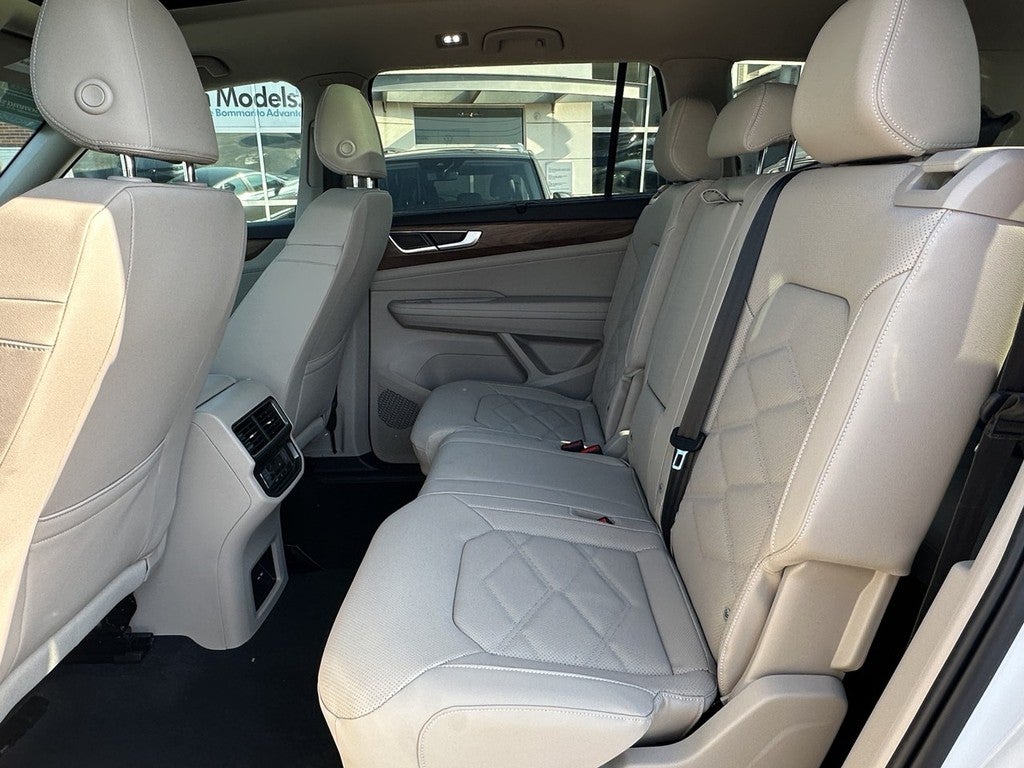 2026 Volkswagen Atlas 2.0T SE w/Technology FWD