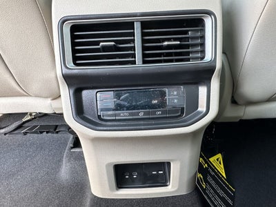 2026 Volkswagen Atlas 2.0T SE w/Technology FWD