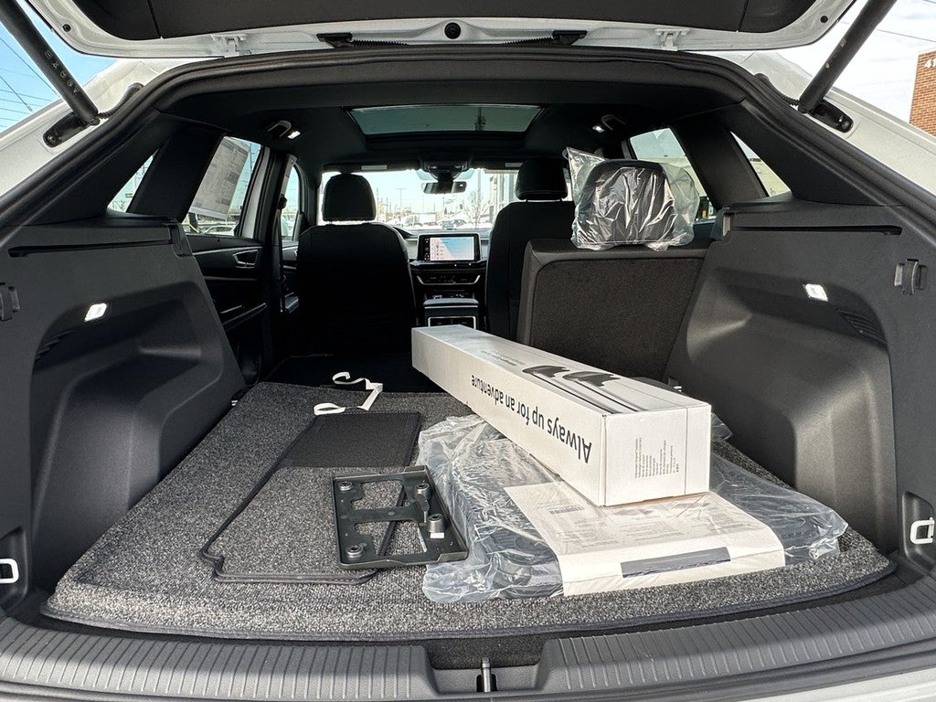 2026 Volkswagen Atlas Cross Sport 2.0T SE w/Technology 4MOTION