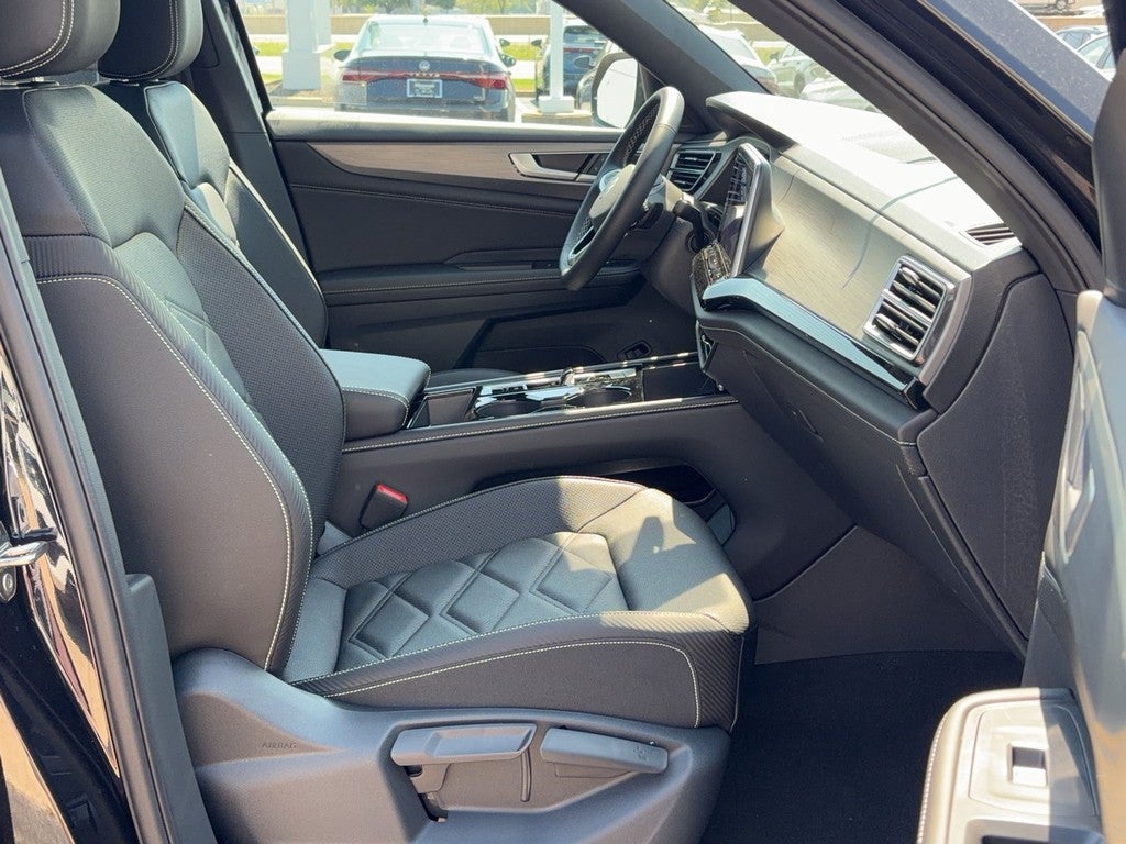 2026 Volkswagen Atlas Cross Sport 2.0T SE w/Technology 4MOTION