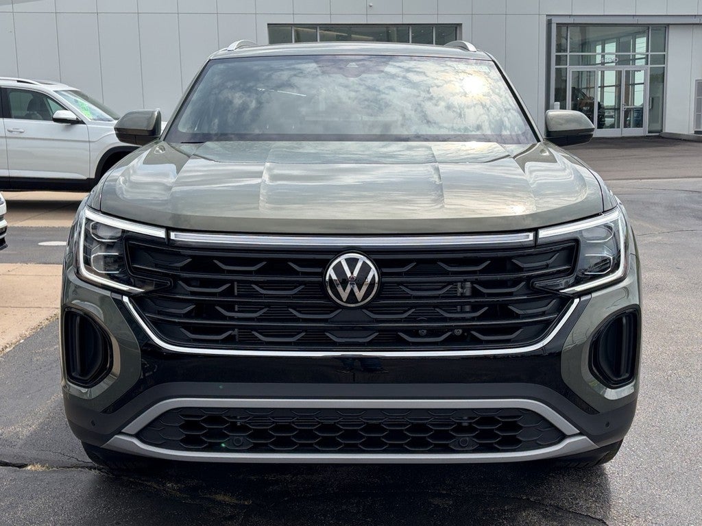2026 Volkswagen Atlas Cross Sport 2.0T SE w/Technology 4MOTION