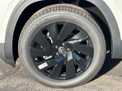 2026 Volkswagen Atlas Cross Sport 2.0T SE w/Technology 4MOTION