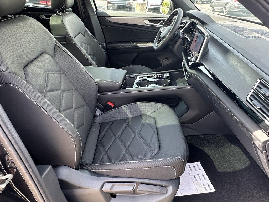 2026 Volkswagen Atlas Cross Sport 2.0T SE w/Technology 4MOTION