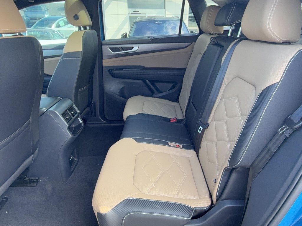 2026 Volkswagen Atlas Cross Sport 2.0T SE w/Technology 4MOTION