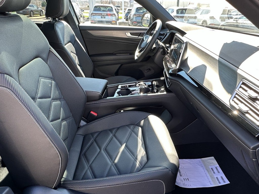 2026 Volkswagen Atlas Cross Sport 2.0T SE w/Technology 4MOTION