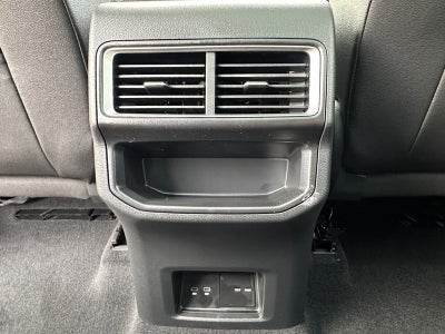 2026 Volkswagen Atlas Cross Sport 2.0T SE w/Technology 4MOTION