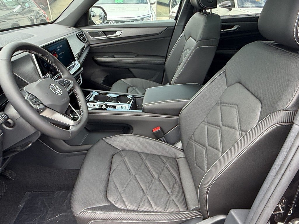 2026 Volkswagen Atlas Cross Sport 2.0T SE w/Technology 4MOTION