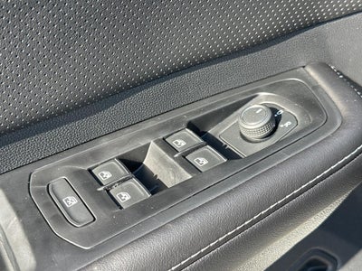 2026 Volkswagen Atlas Cross Sport 2.0T SE w/Technology 4MOTION