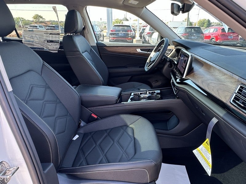 2026 Volkswagen Atlas 2.0T SE w/Technology 4MOTION