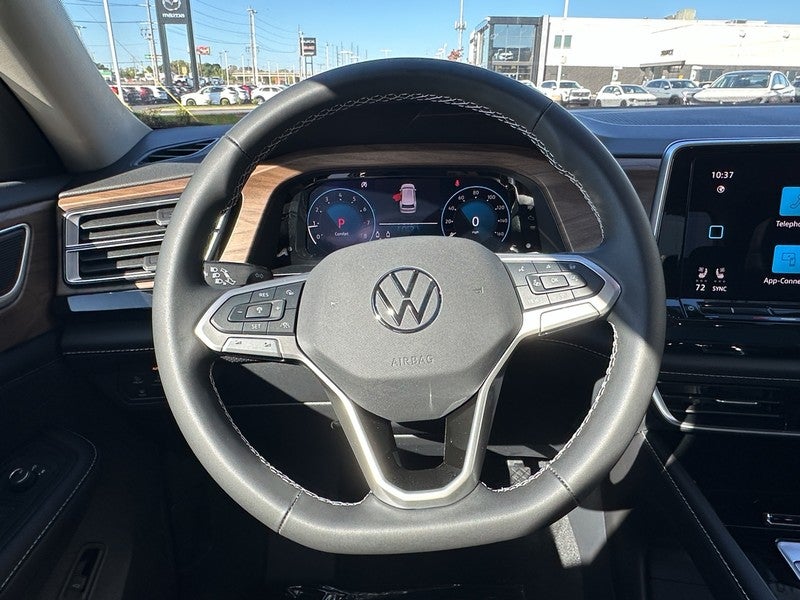 2026 Volkswagen Atlas 2.0T SE w/Technology 4MOTION