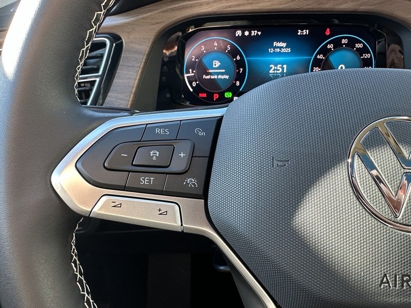 2026 Volkswagen Atlas 2.0T SE w/Technology 4MOTION