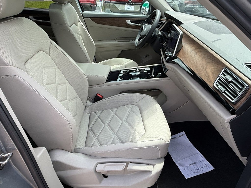 2026 Volkswagen Atlas 2.0T SE w/Technology 4MOTION