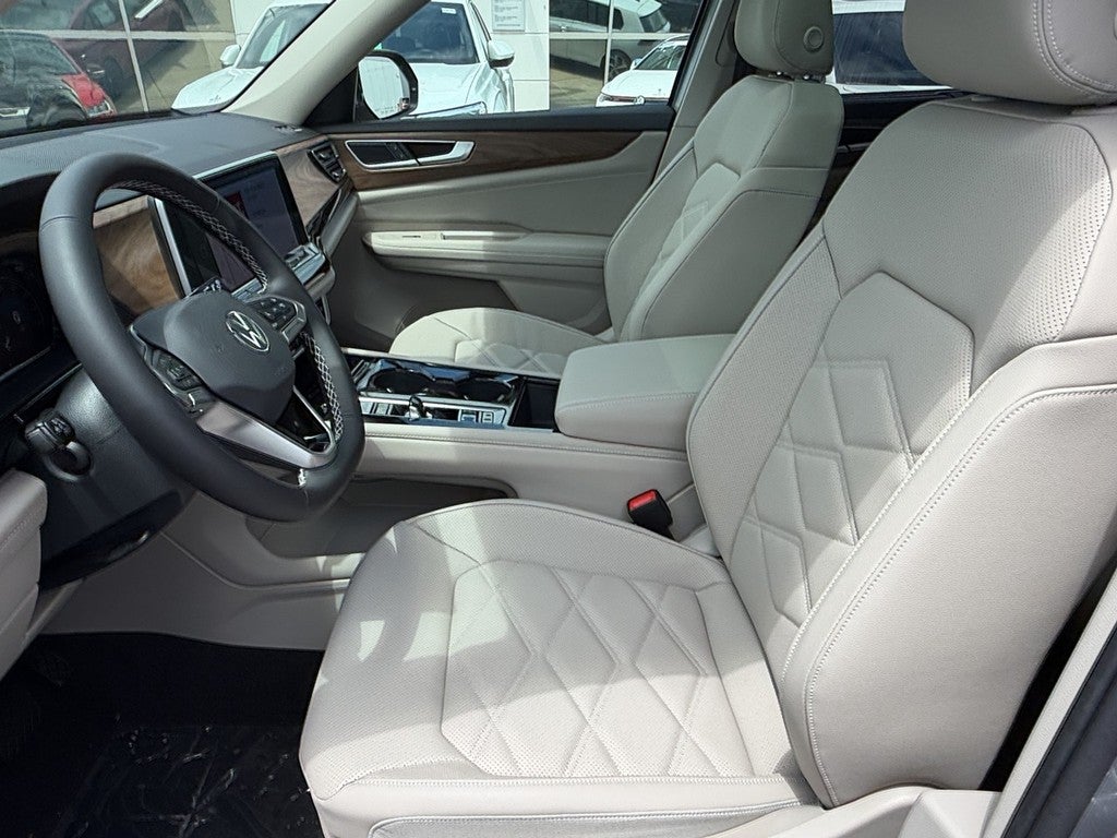 2026 Volkswagen Atlas 2.0T SE w/Technology 4MOTION