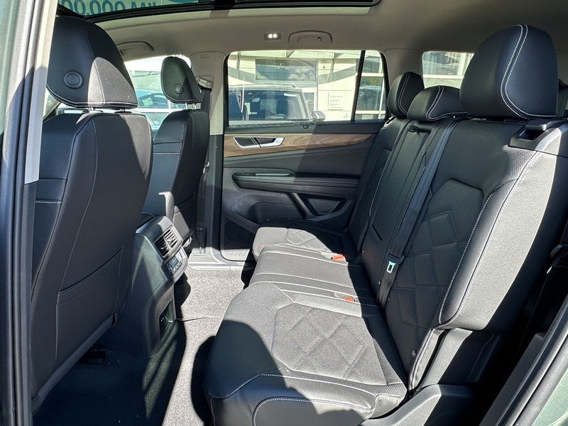 2026 Volkswagen Atlas 2.0T SE w/Technology 4MOTION