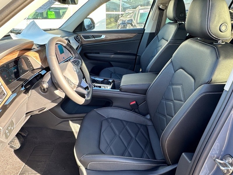 2026 Volkswagen Atlas 2.0T SE w/Technology 4MOTION