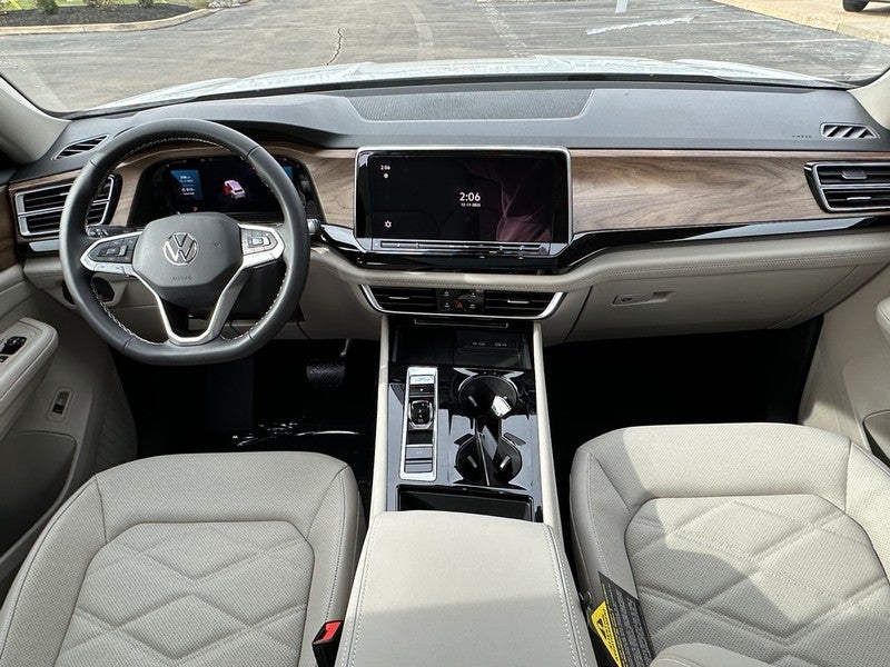 2026 Volkswagen Atlas 2.0T SE w/Technology 4MOTION