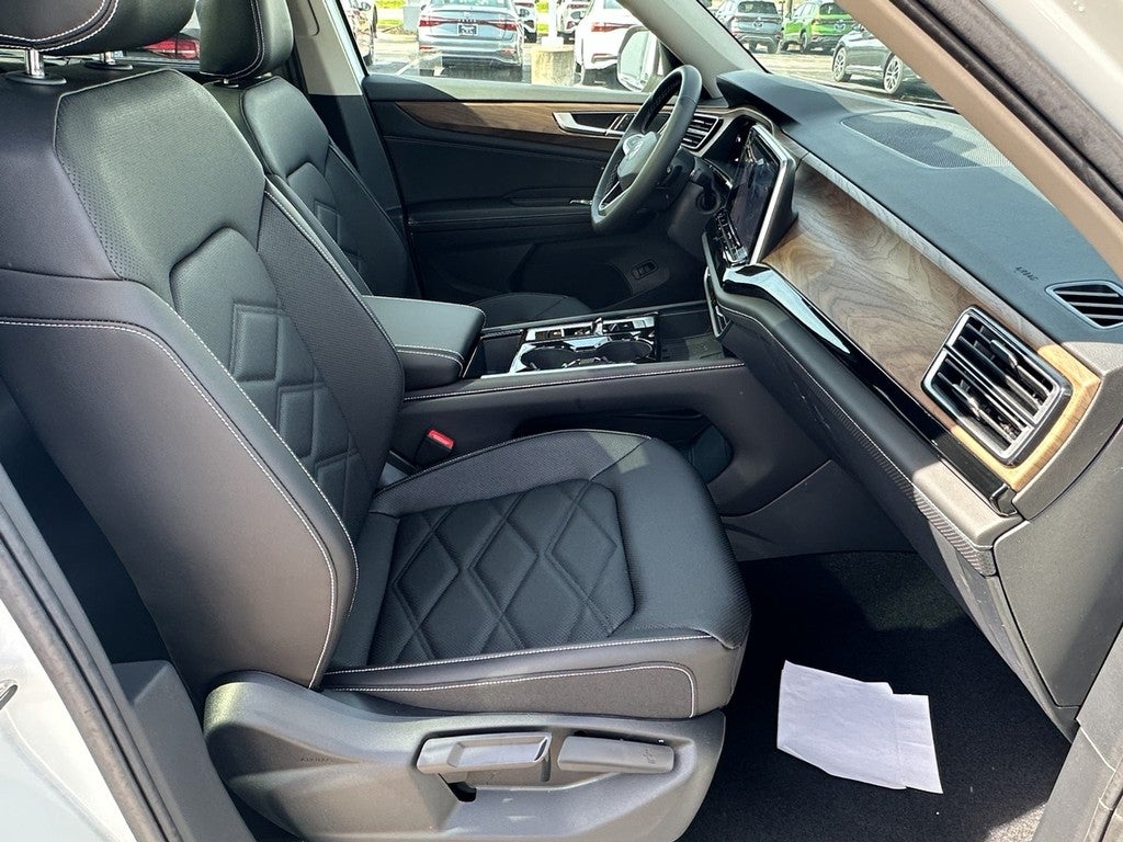 2026 Volkswagen Atlas 2.0T SE w/Technology 4MOTION