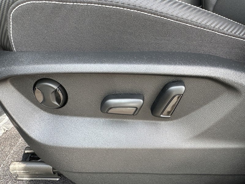 2026 Volkswagen Atlas Cross Sport 2.0T SE 4MOTION