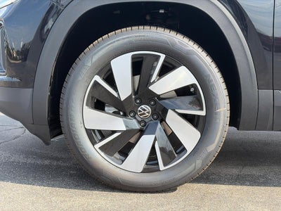 2026 Volkswagen Atlas Cross Sport 2.0T SE w/Technology FWD