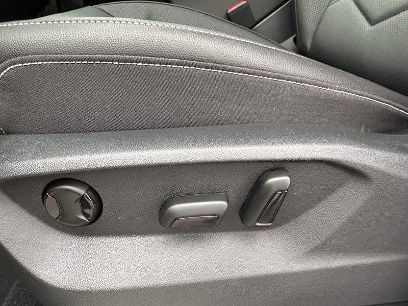 2026 Volkswagen Atlas 2.0T SE w/Technology FWD