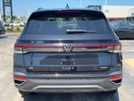 2026 Volkswagen Taos SE Black 4MOTION