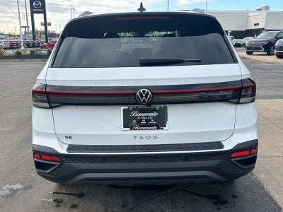 2026 Volkswagen Taos SE Black FWD