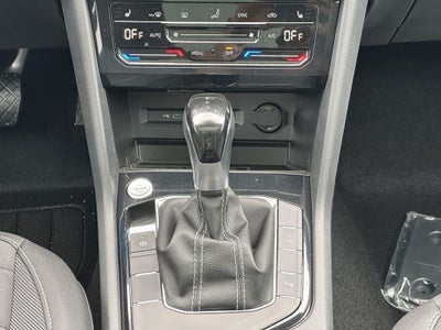 2026 Volkswagen Taos SE Black FWD