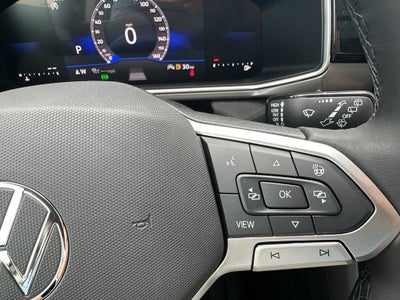 2026 Volkswagen Taos SE Black FWD