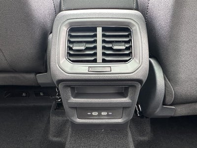 2026 Volkswagen Taos SE Black FWD