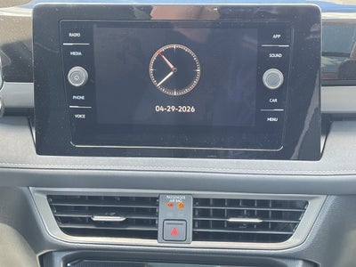 2026 Volkswagen Taos SE Black FWD