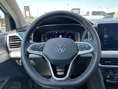 2025 Volkswagen Taos SEL 4MOTION