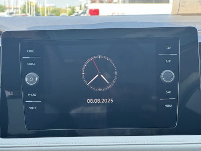 2025 Volkswagen Taos SEL 4MOTION