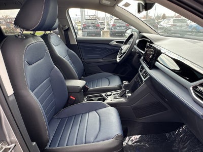 2025 Volkswagen Taos SEL 4MOTION