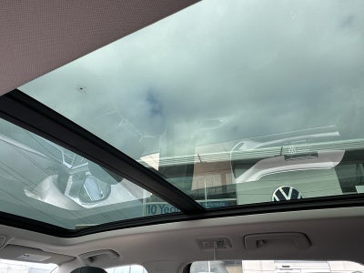 2025 Volkswagen Taos SEL 4MOTION