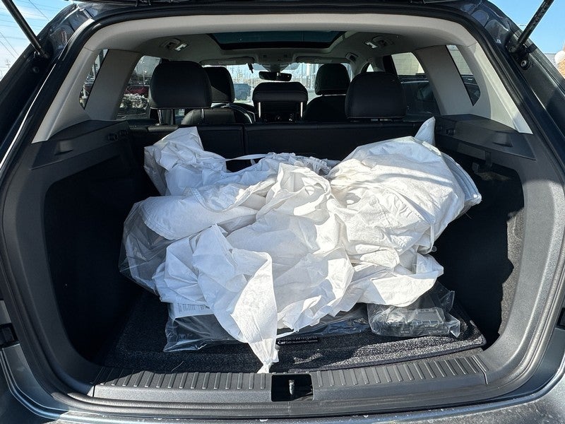 2025 Volkswagen Taos SEL 4MOTION